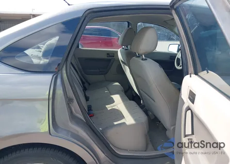 2010 Ford Focus Se from USA, damaged, VIN 1FAHP3FN6AW123129